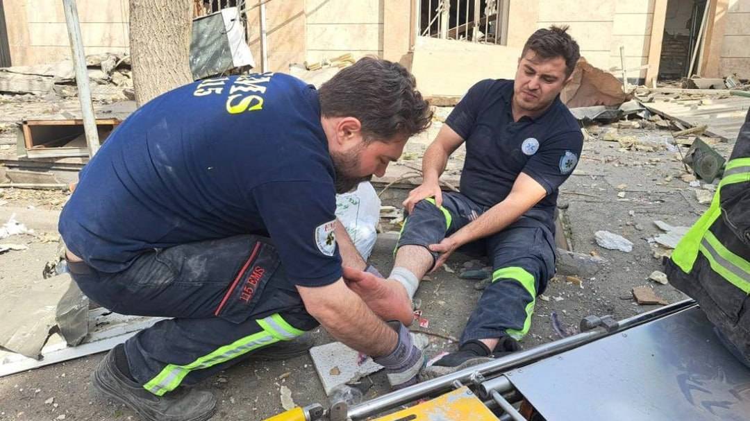 حمله به پایگاه اورژانس تهران 