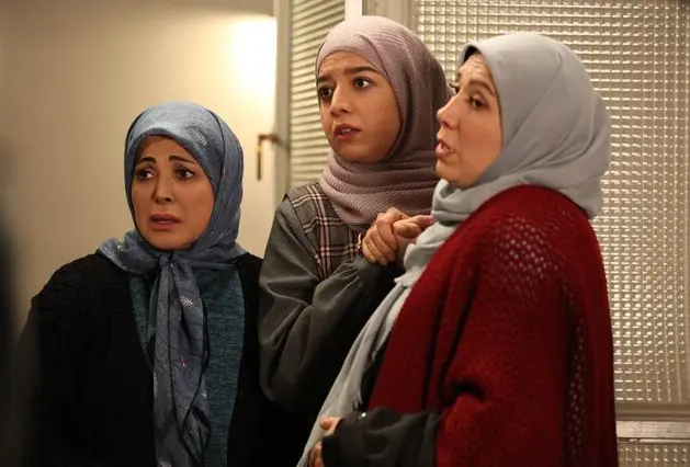 سریال اسباب زحمت