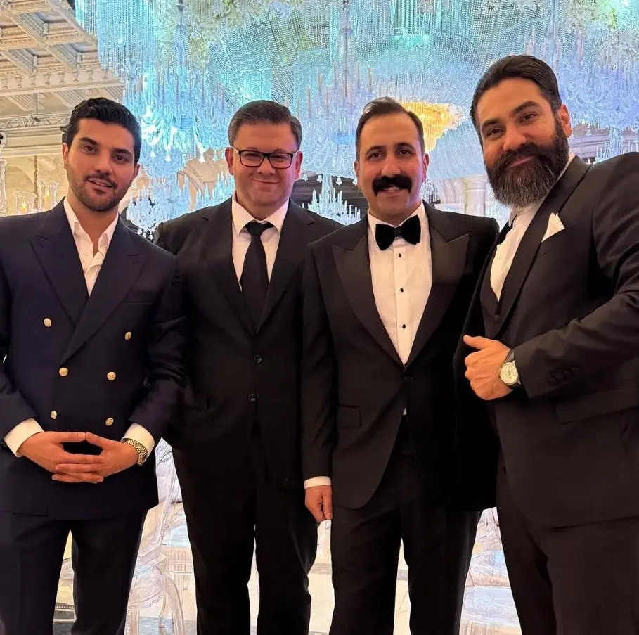 سینا مهراد و علی زندوکیلی در جشن عروسی