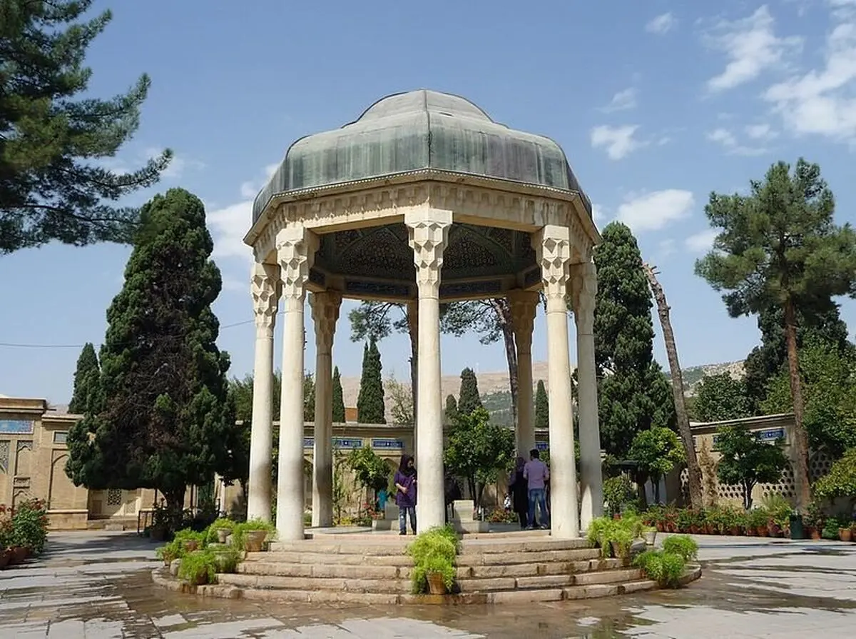 فال حافظ یکشنبه ۳۰ شهریور ۱۴۰۴ | غافلگیری بزرگ در راه است !