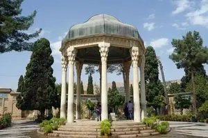 فال حافظ یکشنبه ۳۰ شهریور ۱۴۰۴ | غافلگیری بزرگ در راه است !