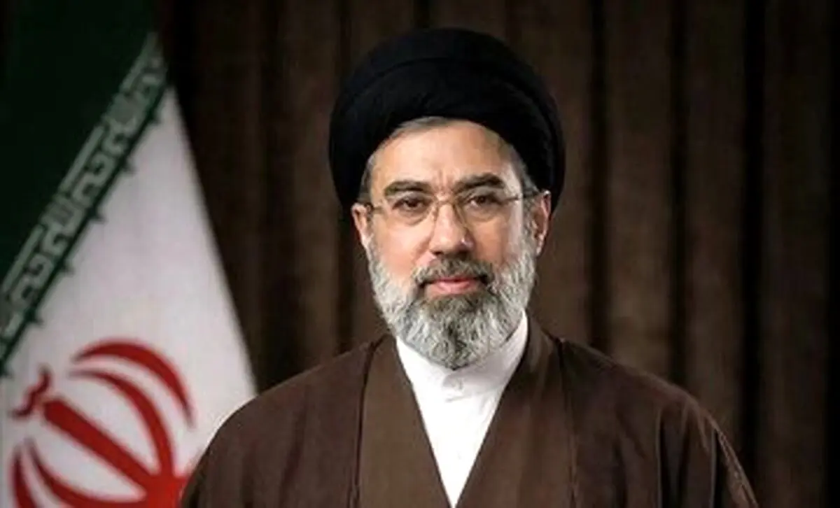 تجمع بزرگ بیعت با رهبر معظم انقلاب اسلامی در میدان انقلاب