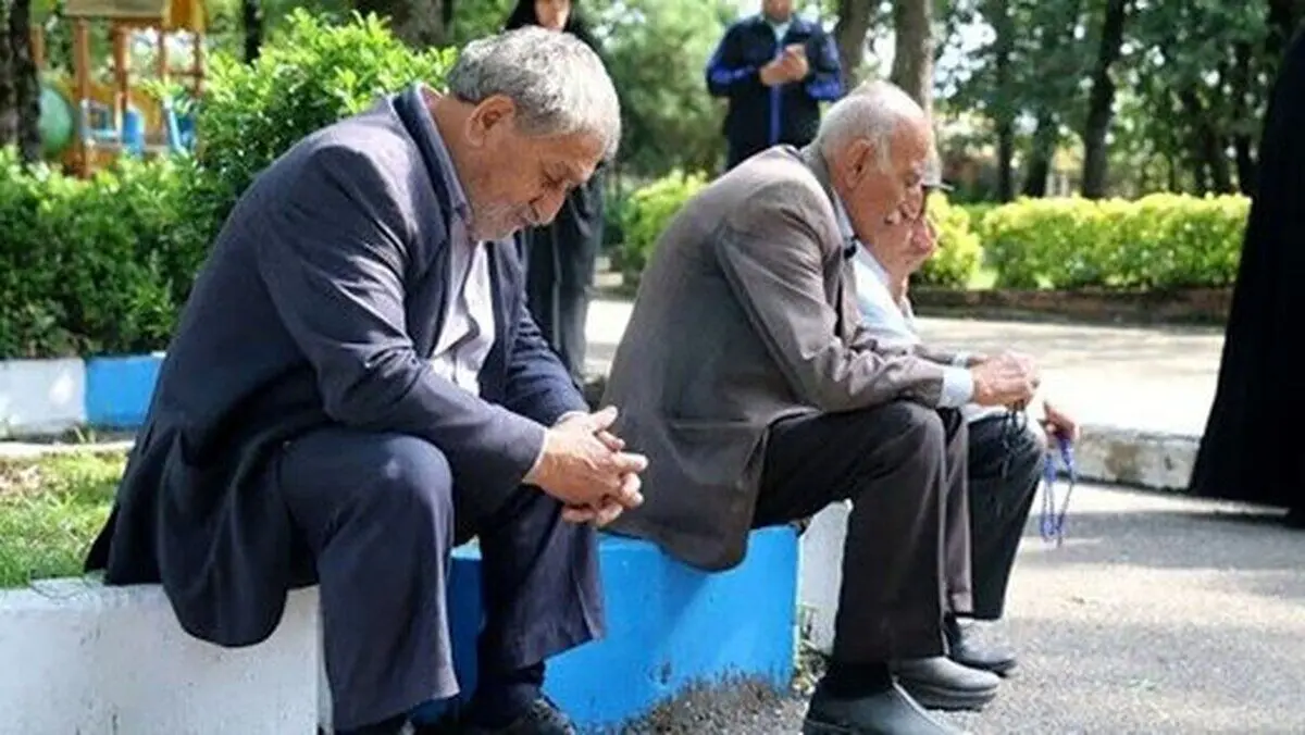 تمام واریزی‌های آذر ۱۴۰۴  در حساب حقوق بازنشستگان | 620/000 تومان  واریزی جدید امروز برای بازنشستگان