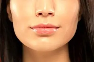 هشداری که لبهایتان از سلامت بدنتان میدهند