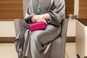 انگشتر میلیاردی نیوشا ضیغمی | حرکت چشم در بیاره نیوشا خانم برای جاری‌اش