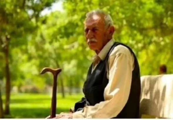 بازنشستگان تأمین اجتماعی در شوک/ قطع بیمه تکمیلی بازنشستگان؛ چه کنیم؟