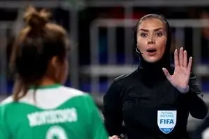دو داور ایرانی جام جهانی فوتسال را سوت می‌زنند
