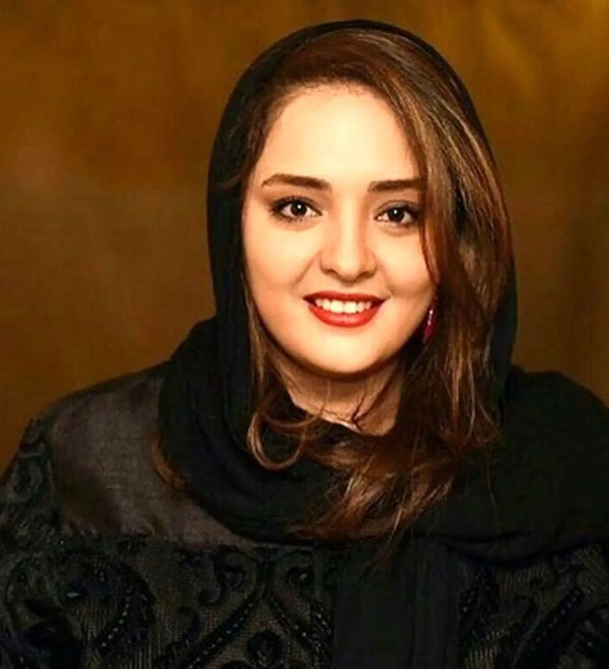 تیپ دارک نرگس محمدی همه رو مات کرد | خانم با تیپ گنگستری همه رو شوکه کرد