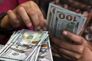 قیمت دلار آزاد امروز پنجشنبه ۲۳ بهمن ۱۴۰۴