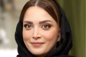 جشن فارغ‌التحصیلی بهنوش طباطبایی جنجالی شد | خانم بازیگر با بادیگارد به جشن فارغ‌التحصیلی رفت +فیلم