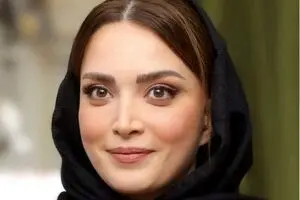 جشن فارغ‌التحصیلی بهنوش طباطبایی جنجالی شد | خانم بازیگر با بادیگارد به جشن فارغ‌التحصیلی رفت +فیلم
