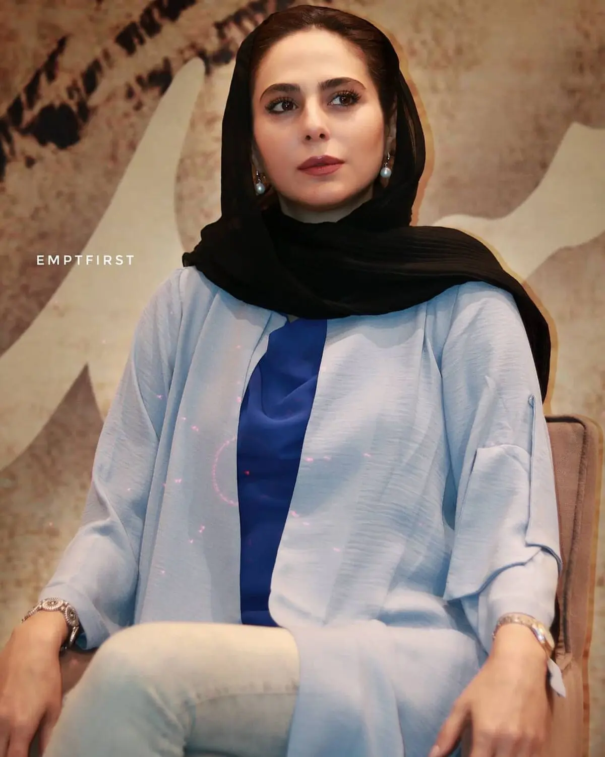 عکس ناراحت کننده رعنا آزادی ور