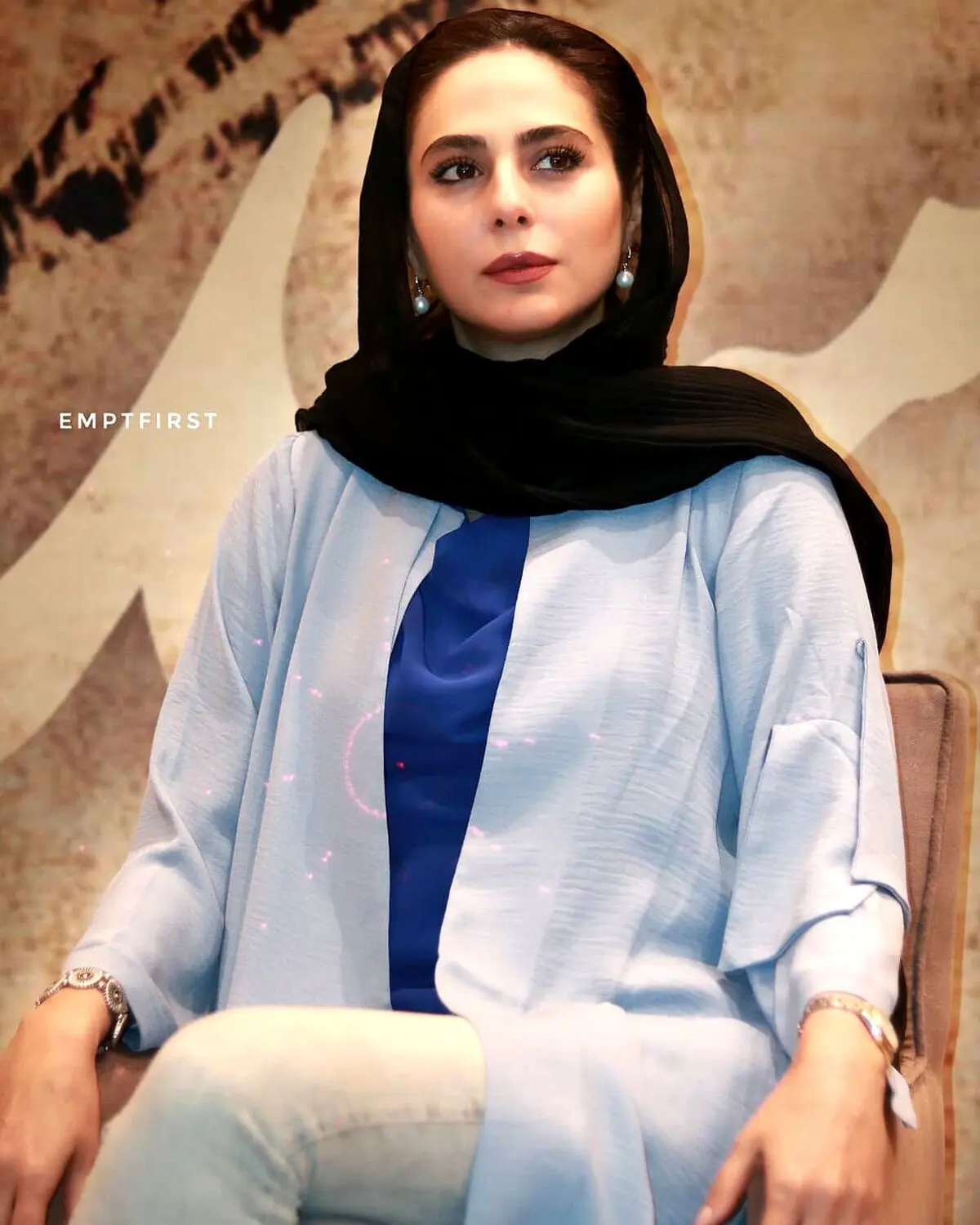 عکس ناراحت کننده رعنا آزادی ور