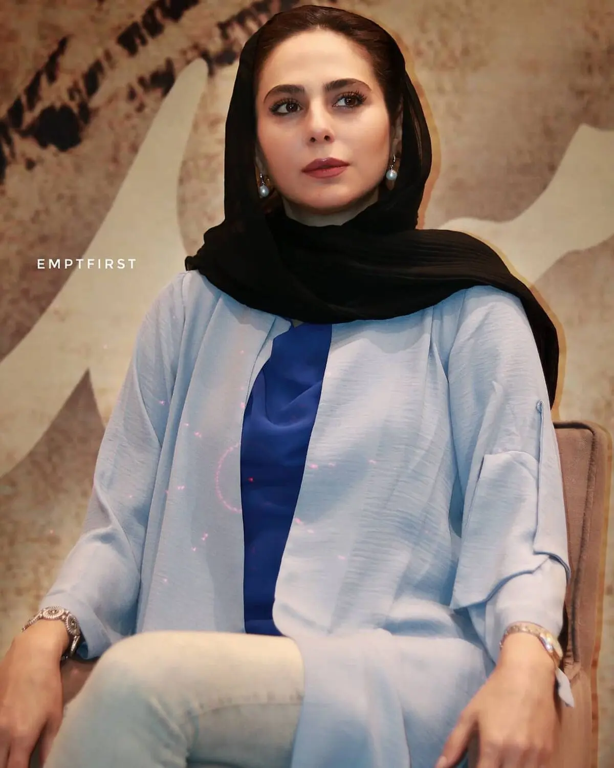 عکس ناراحت کننده رعنا آزادی ور
