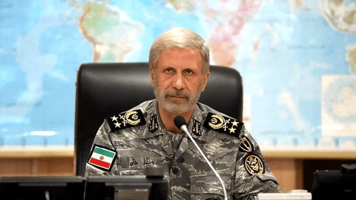 سرلشکر حاتمی: پاسخ قاطع به دشمن تا تنبیه کامل ادامه دارد