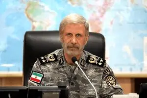 سرلشکر حاتمی: پاسخ قاطع به دشمن تا تنبیه کامل ادامه دارد