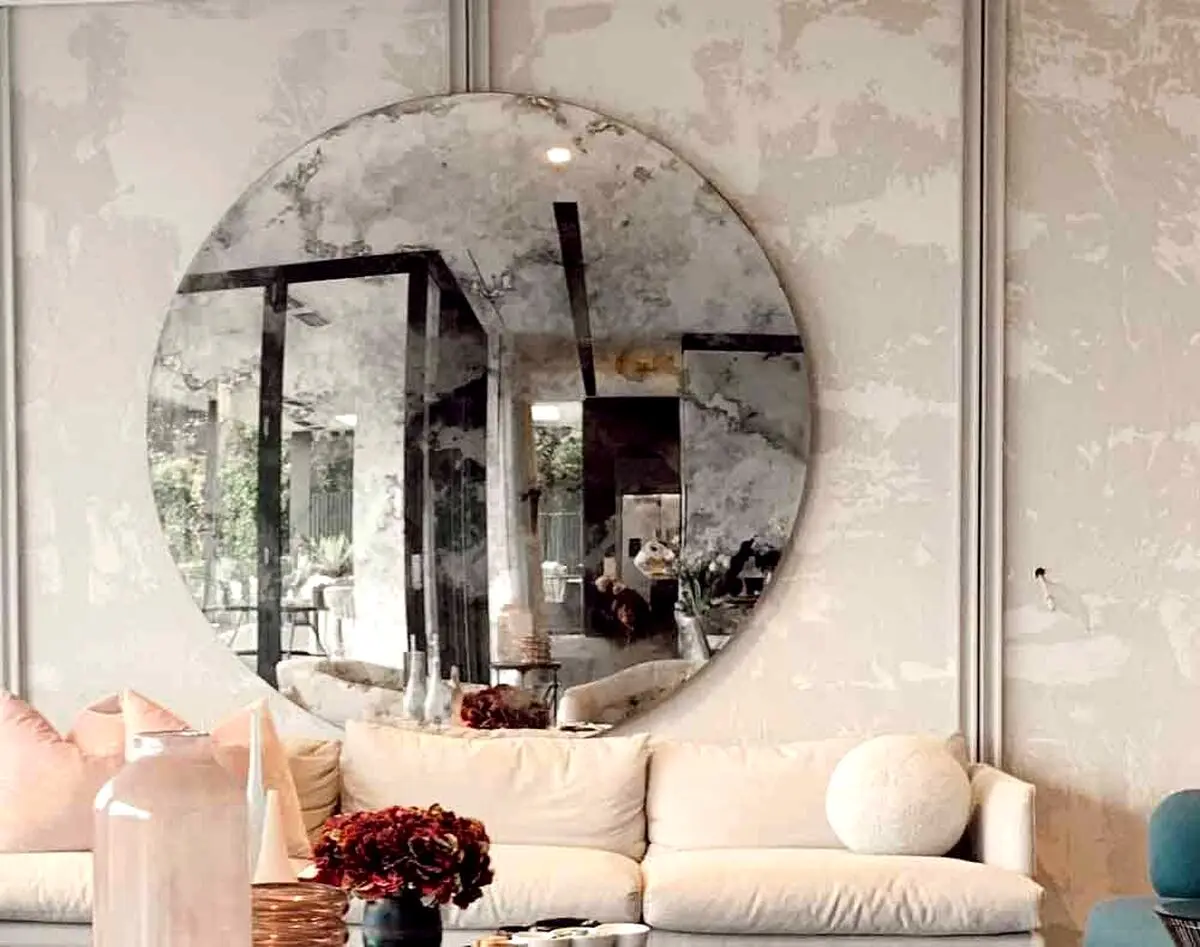 آشنایی با کاربرد کهنه کاری آینه ، نرده شیشه ای و شیشه رنگی لاکوبل