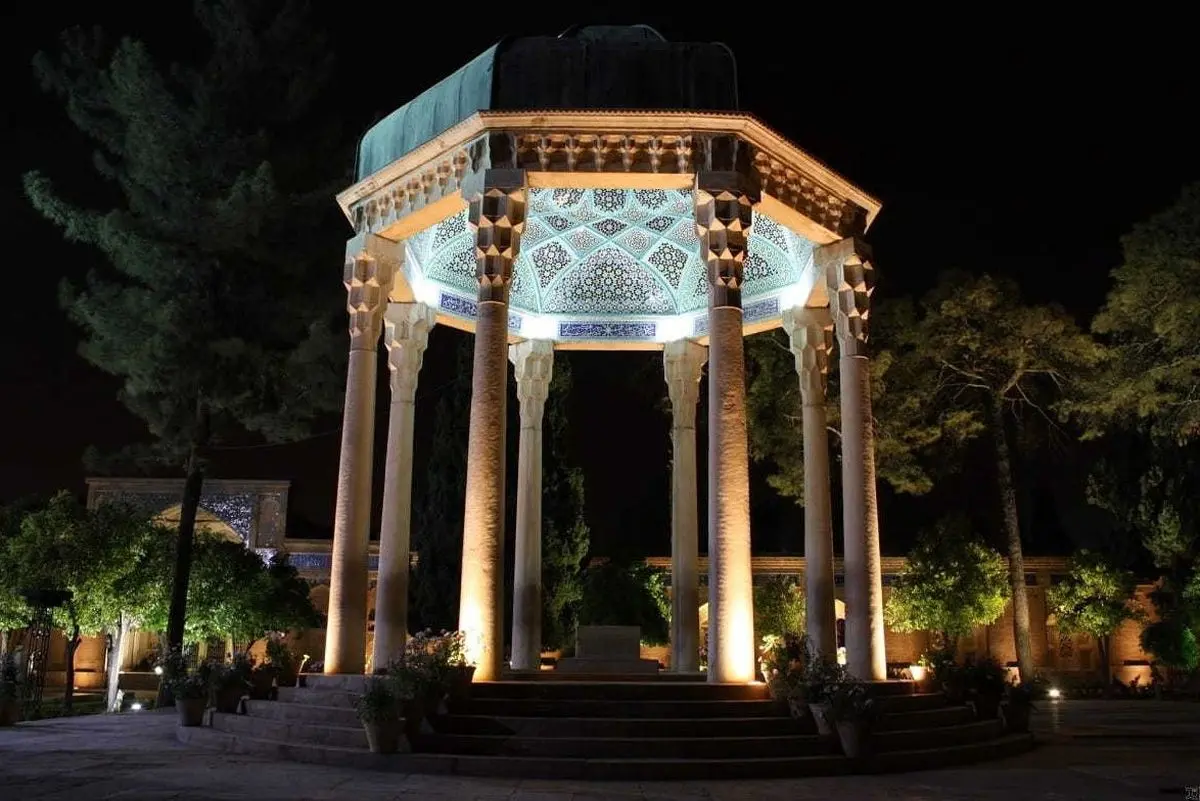 فال حافظ امروز جمعه ۲۵ مهر ۱۴۰۴ | ببینید حافظ شیرازی امروز چه پیامی برای شما دارد ؟