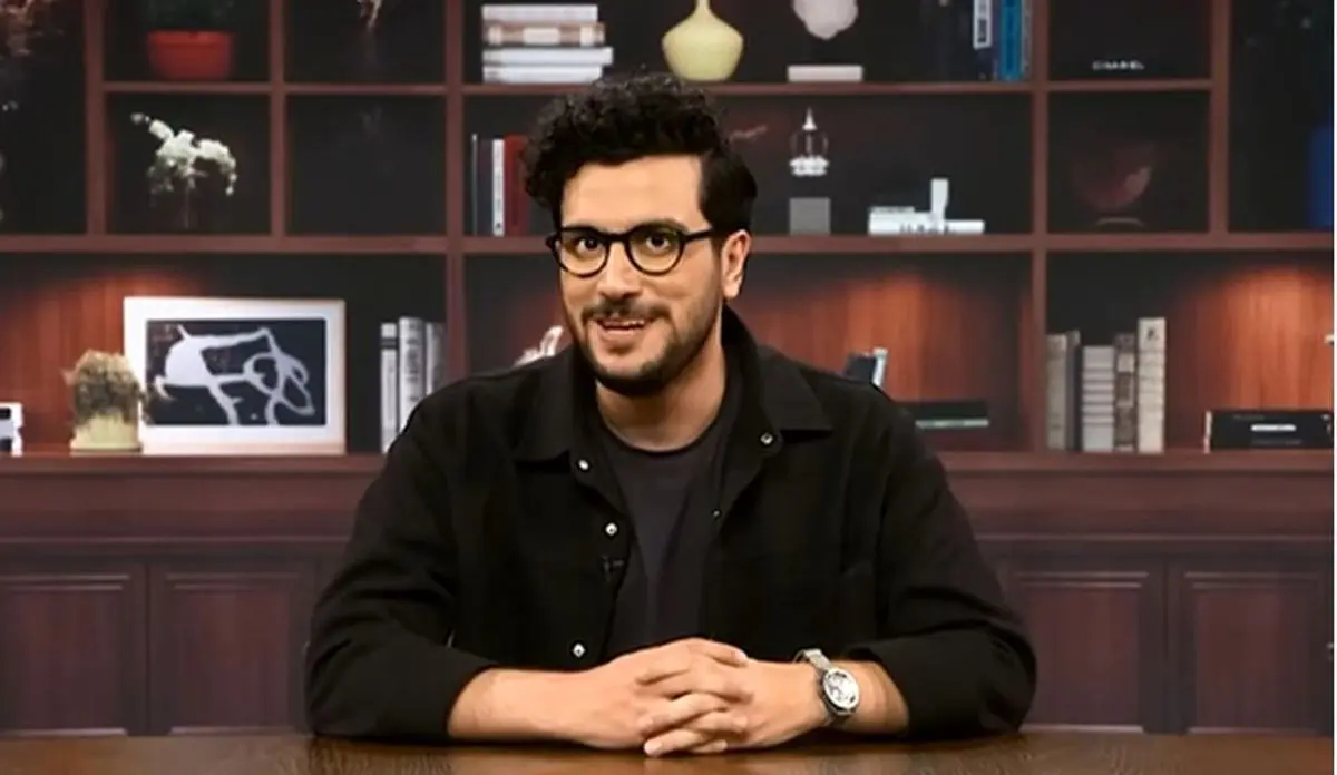 ببینید: پلی‌بک فرزاد فرزین در برنامه قیاسی | سرکار گذاشتن خواننده روی آنتن!