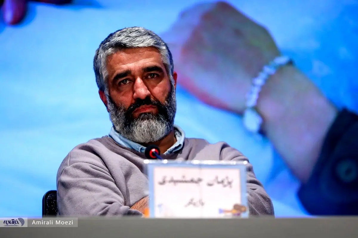 فیلم و عکس لحظه خروج پژمان جمشیدی از ایران! | ماجرای سفر ناگهانی به ترکیه چیست؟