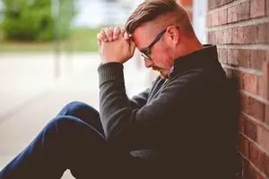 شما هم افسرده اید اگه این علائم رو دارید