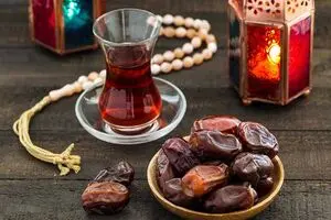 بهترین افطار از نظر طب ایرانی | چگونه بدون تشنگی روزه بگیریم ؟