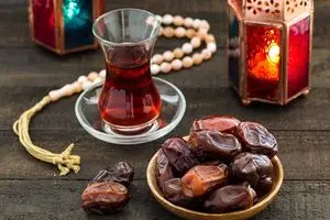 بهترین افطار از نظر طب ایرانی | چگونه بدون تشنگی روزه بگیریم ؟