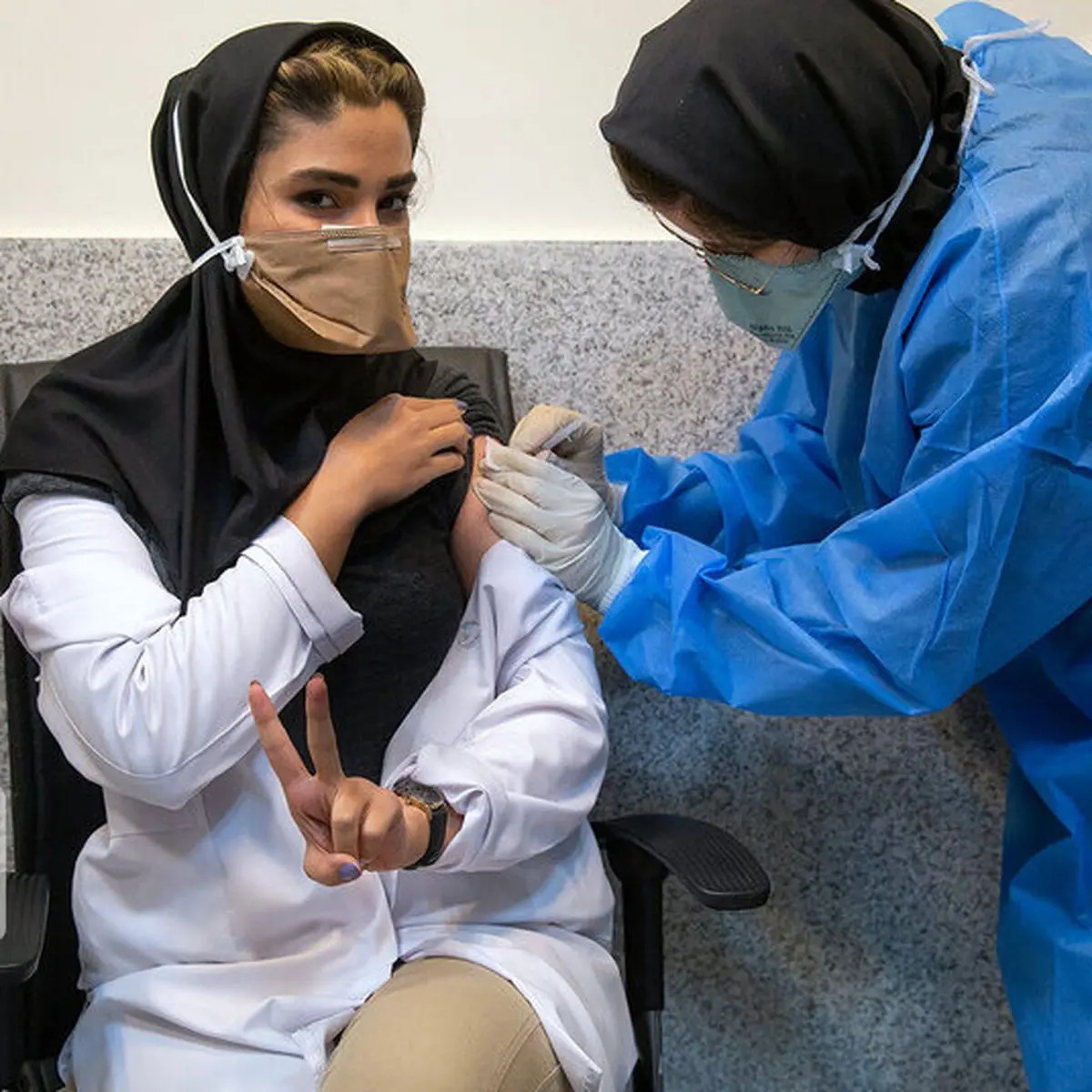 قبل و بعد از تزریق واکسن کرونا چه بخوریم؟