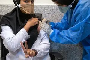 قبل و بعد از تزریق واکسن کرونا چه بخوریم؟