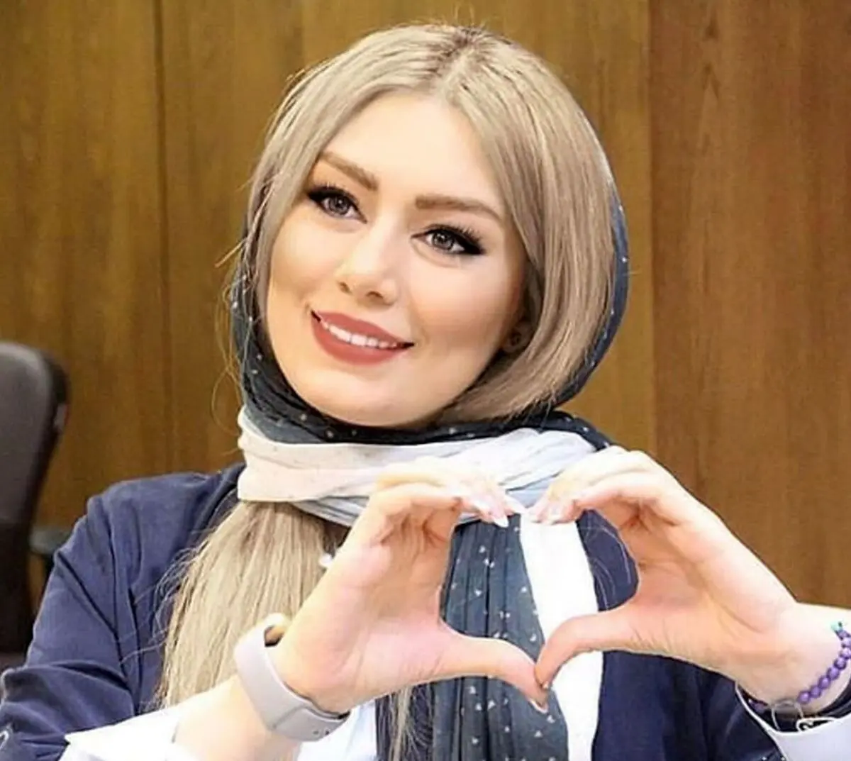 عکس سحر قریشی در سریال نیسان آبی