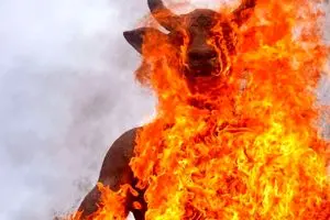 بت بعل چیست ؟ | ماجرای آتش‌زدن بت بعل + تصاویر