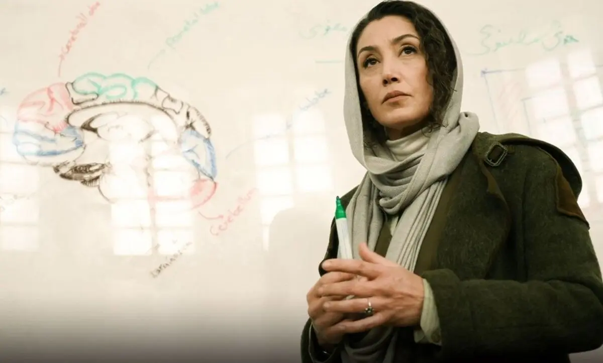 دانلود قسمت اول سریال « هزار و یک شب » | بازگشت هدیه تهرانی در نقش استاد دانشگاه