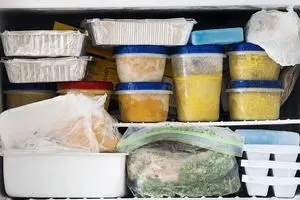 بیا اینجا تا یاد بگیری چه جوری خورشت و فریز کنی | راه و روش فریز کردن خورشت