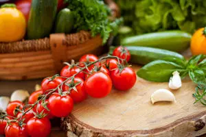 خانم هایی که دوست ندارین سنتون بره بالا از این خوراکی ها استفاده کنید