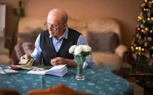 آغاز طرح بتا برای بازنشستگان تأمین اجتماعی | وام ویژه خرید اقساطی تا سقف ۱۵۰ میلیون 