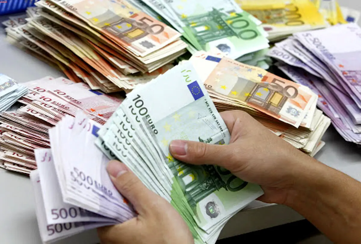 تردید برای خرید دلار؟ + قیمت امروز (سه‌شنبه ۲۲ تیر ۱۴۰۰)