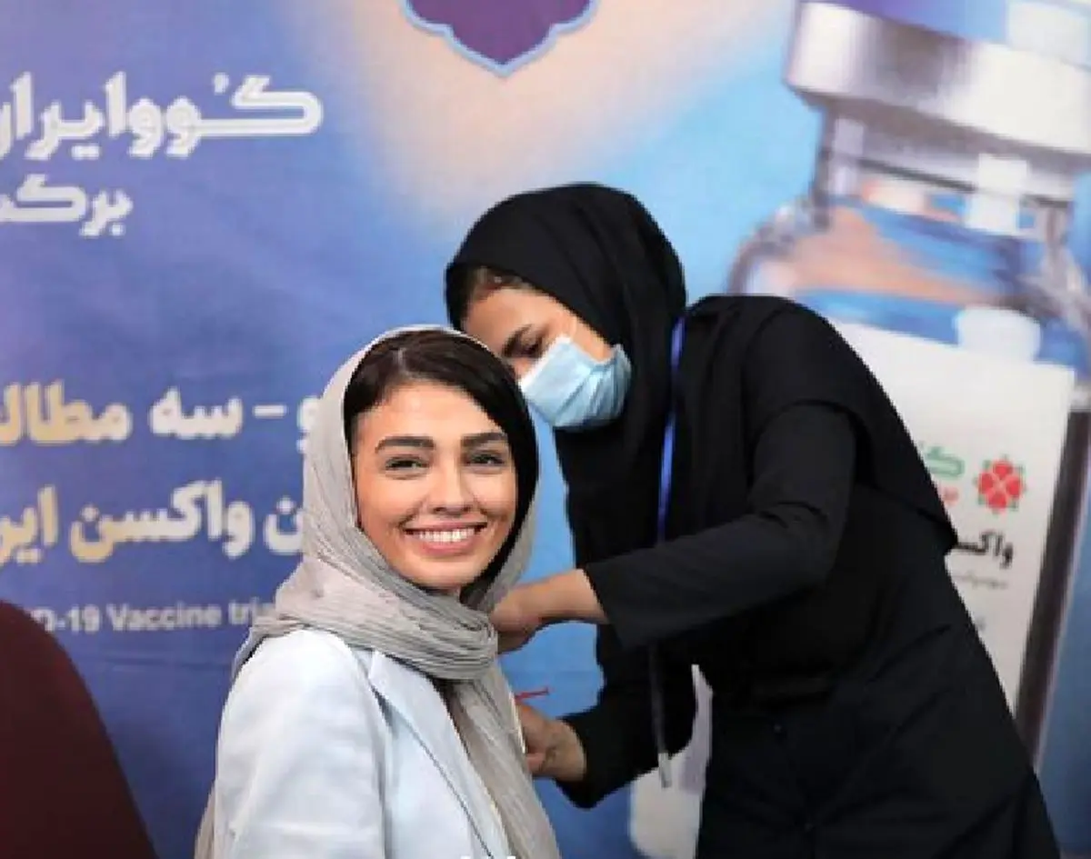 
عکس های اینستاگرامی خانم بازیگر هنگام زدن واکسن ایرانی برکت!

