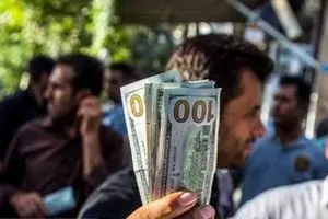 ریزش ناگهانی قیمت دلار آزاد امروز ۱۸ شهریورماه ۱۴۰۴ | دلار رفت روی کانال ۹۰ هزار تومان