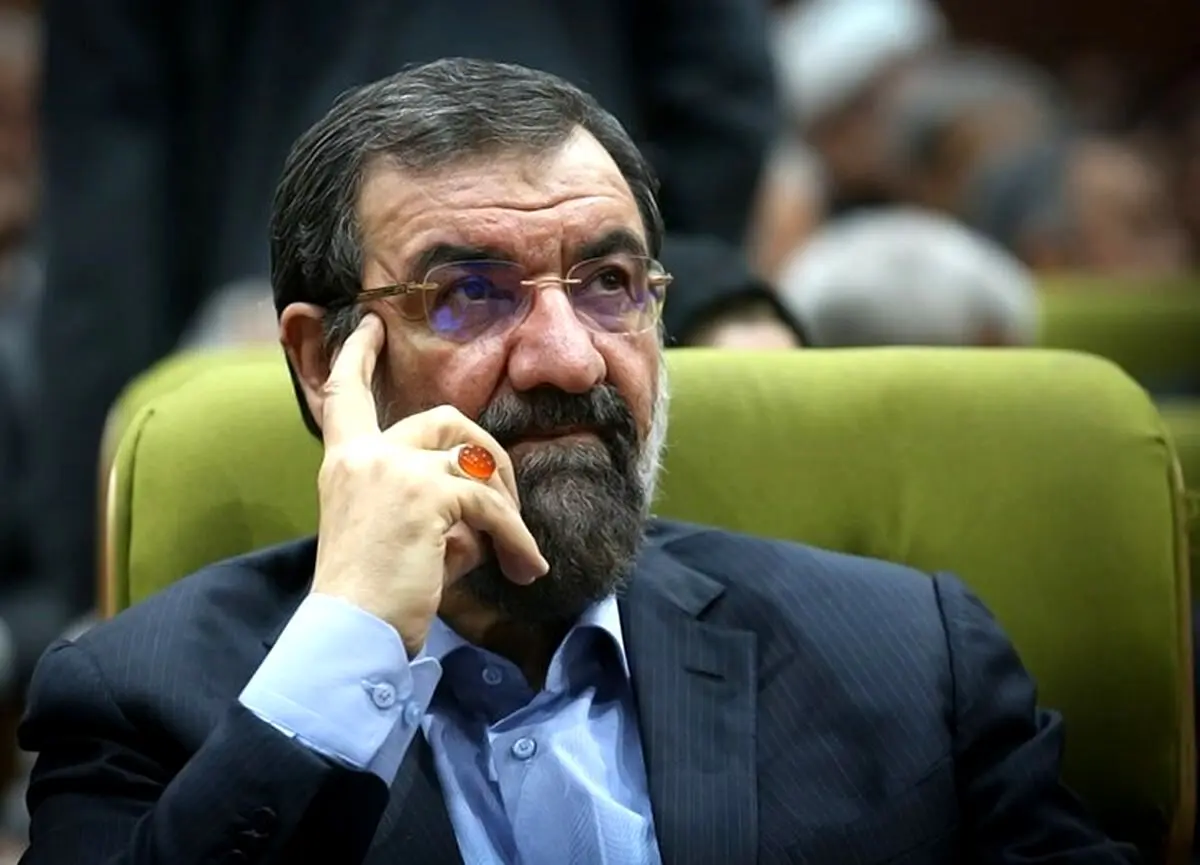 محسن رضایی جا پای احمدی نژاد گذاشت