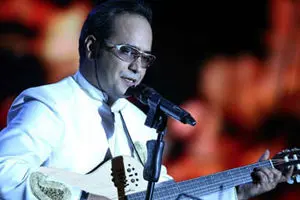 واکنش شهرام شکوهی به فیلم وایرال شده دعواش با خانومش