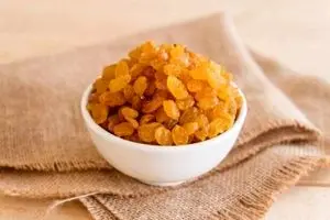 فواید کشمش برای سلامتی بدن