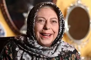 تصویر دیده نشده از لباس عروس خاص و باشکوه ثریا قاسمی | ژست عاشقانه ثریا قاسمی در کنار شوهر خوشتیپش + عکس