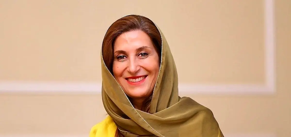 لباس عروسی گرانقیمت فاطمه معتمدآریا در سال ۱۳۶۰ +عکس