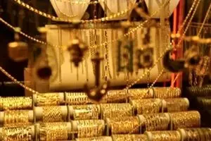 پیش‌بینی شوکه‌کننده قیمت طلا و سکه ۲۶ آذر | فرصت خرید یا تله نزولی؟