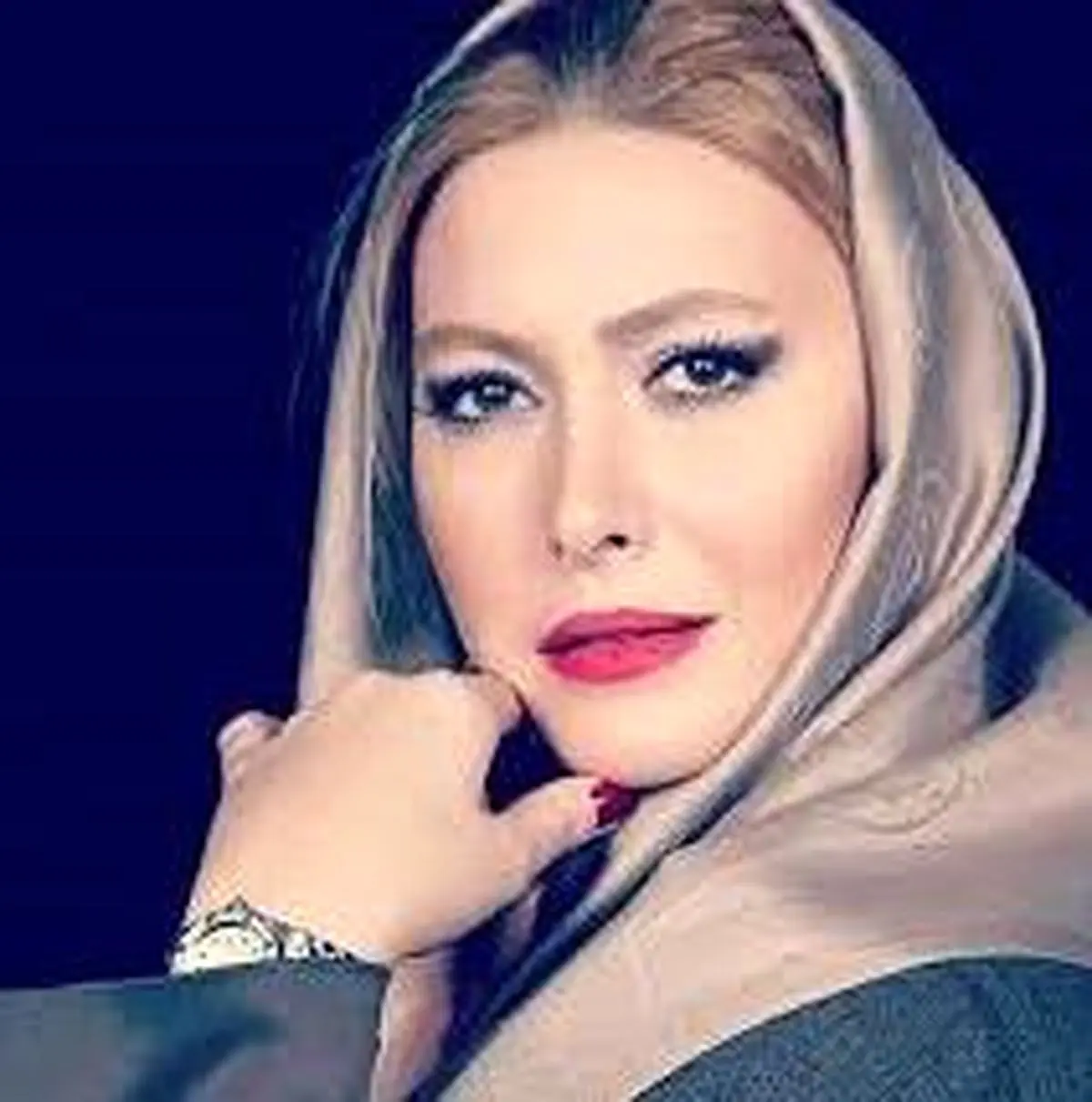 فریبا نادری در تولد خانوادگیش | مراسم تولد فریبا نادری کنار خانواده