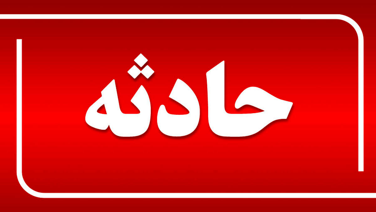 آتش به جان کارخانه تولید مصنوعات پلاستیکی افتاد