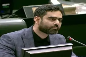 ادعای عجیب ثابتی نماینده مجلس:‌ قرار است دولت نرخ سوم بنزین را با ۵۰۰ درصد افزایش اعلام کند!!