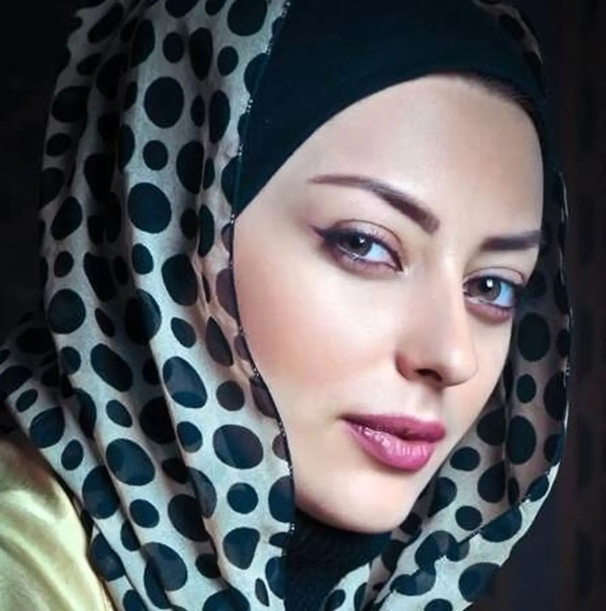 توهین عجیب بازیگر زن مطرح ایرانی به یک کاربر در فضای مجازی جنجالی شد / عکس