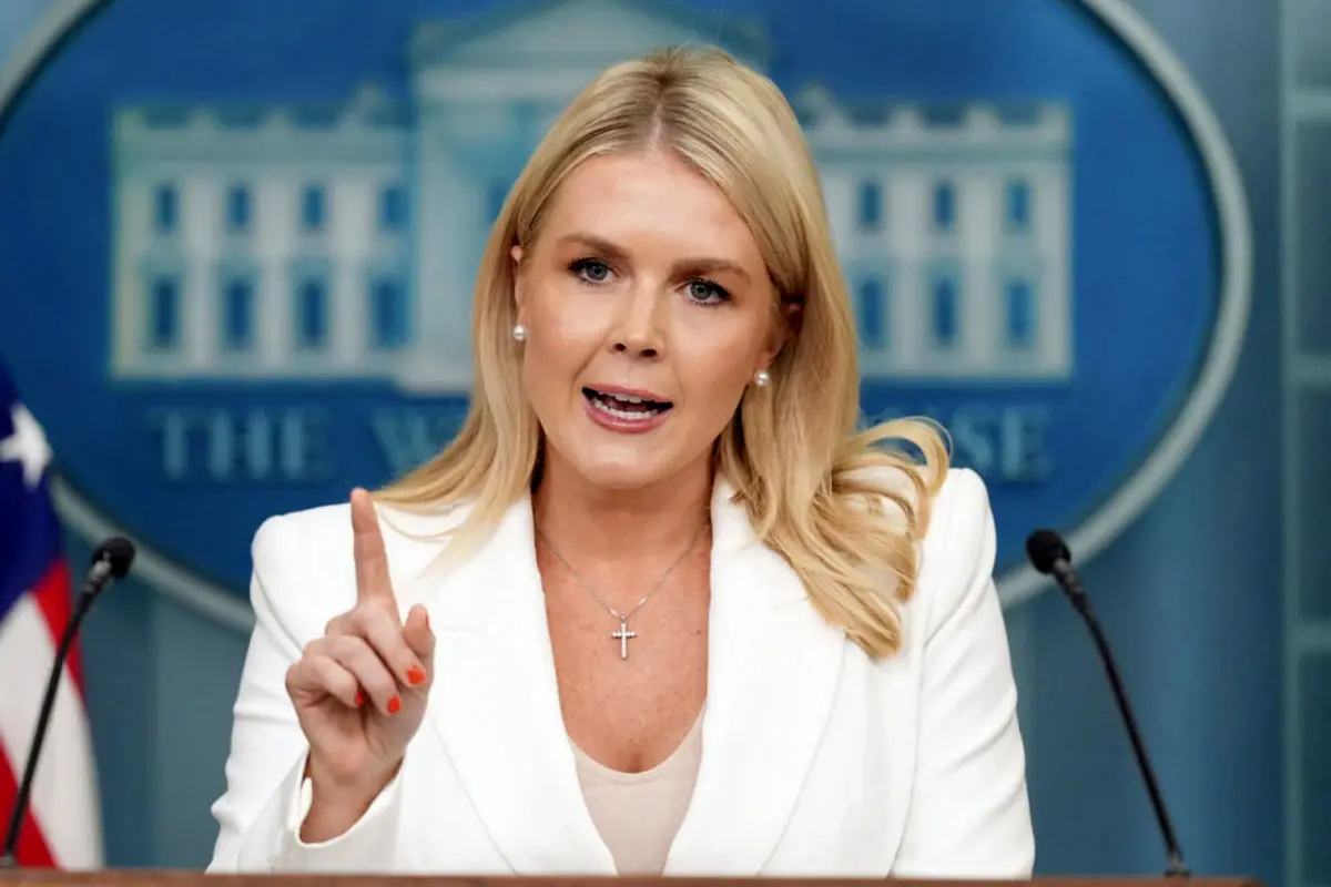 چهره سخنگوی کاخ سفید قبل و بعد از آرایش +فیلم