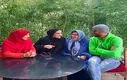 عکس دیده نشده سینا مهراد با خواهرومادرش